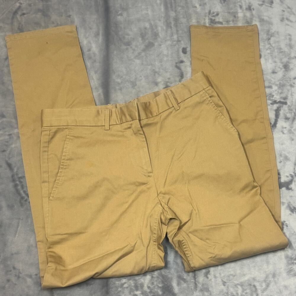 GAP‎ Knakis tan broken in straight sz 0R, cotton, preppy, minimalist